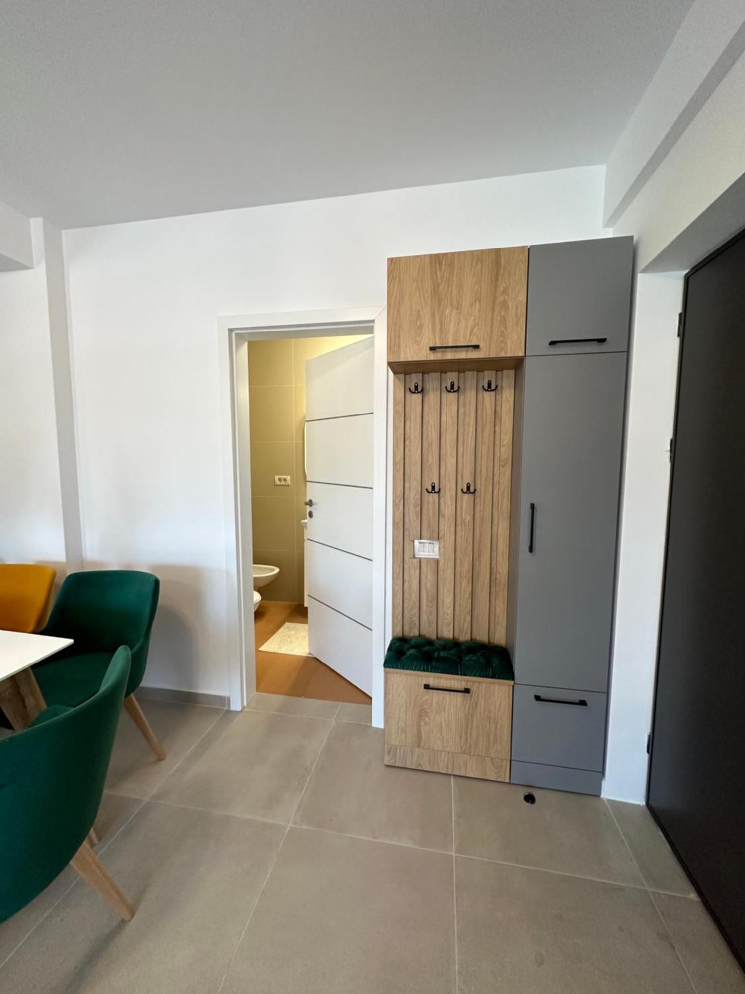 Apartamente Arinis Gura Humorului Εξωτερικό φωτογραφία