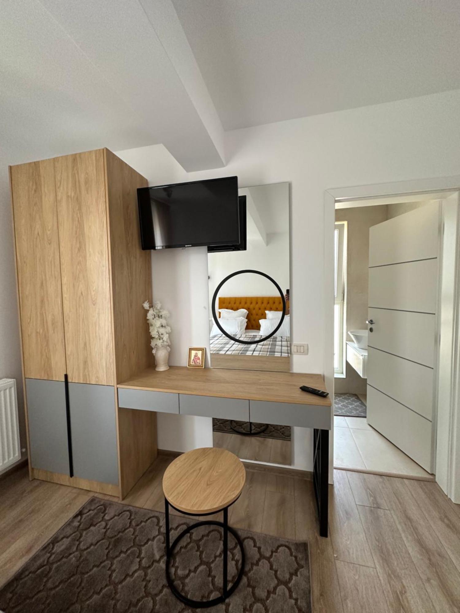 Apartamente Arinis Gura Humorului Εξωτερικό φωτογραφία
